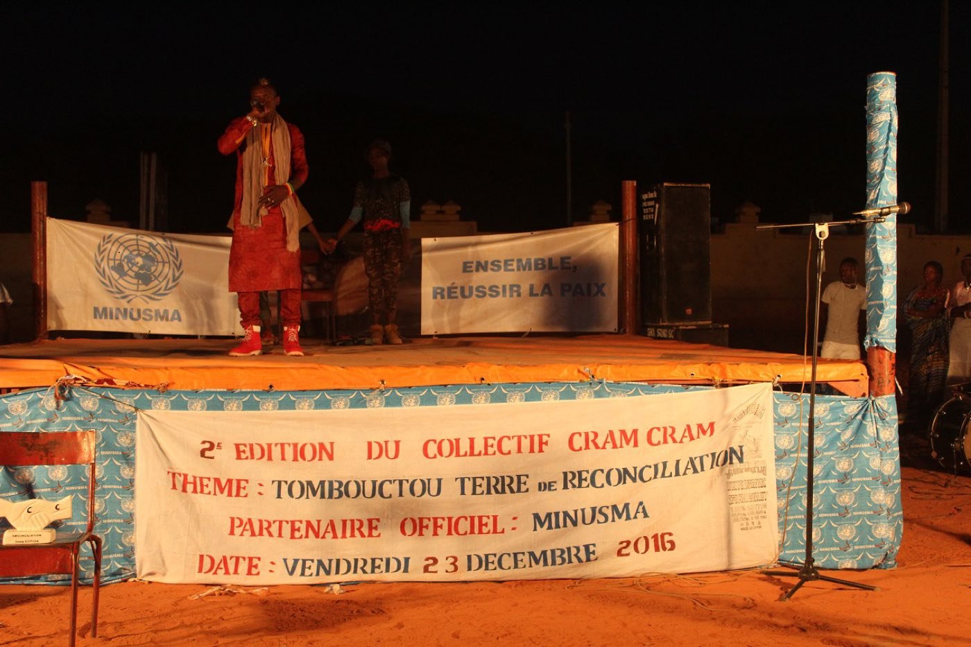 Une prestation sur scène lors du concours.